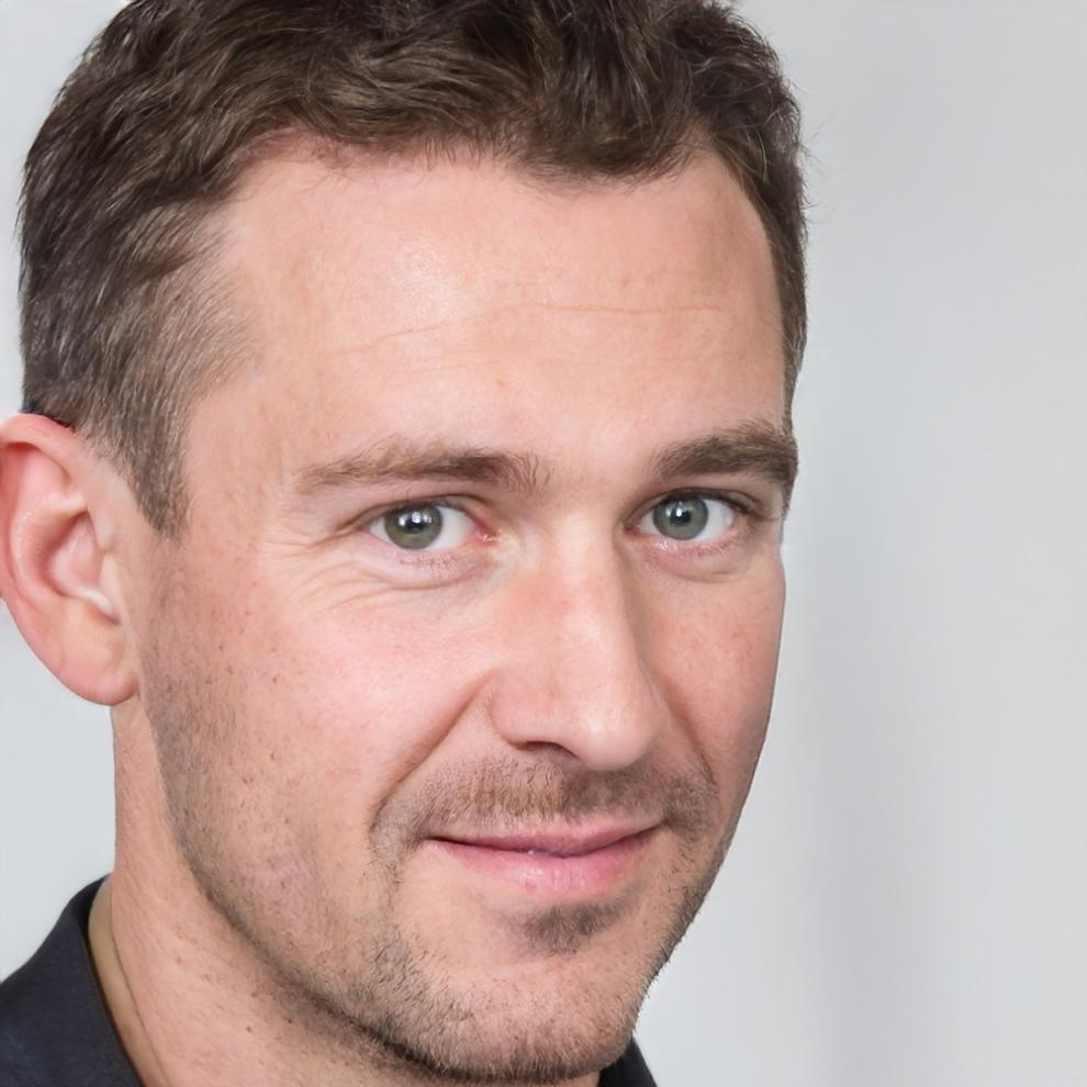 Lennart Westergaard - Senior Economic Advisor at movanteriqlo